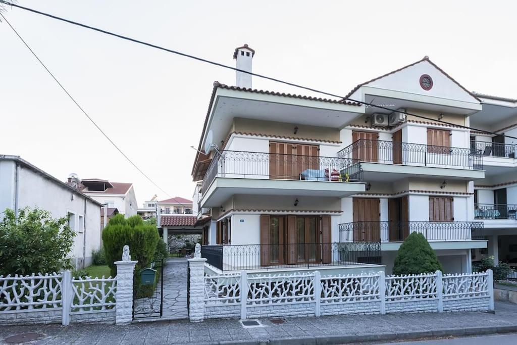 Aiwa Διαμέρισμα 130Τμ 1Ου Ορόφου Σε Διώροφη Οικία Anatoli  외부 사진
